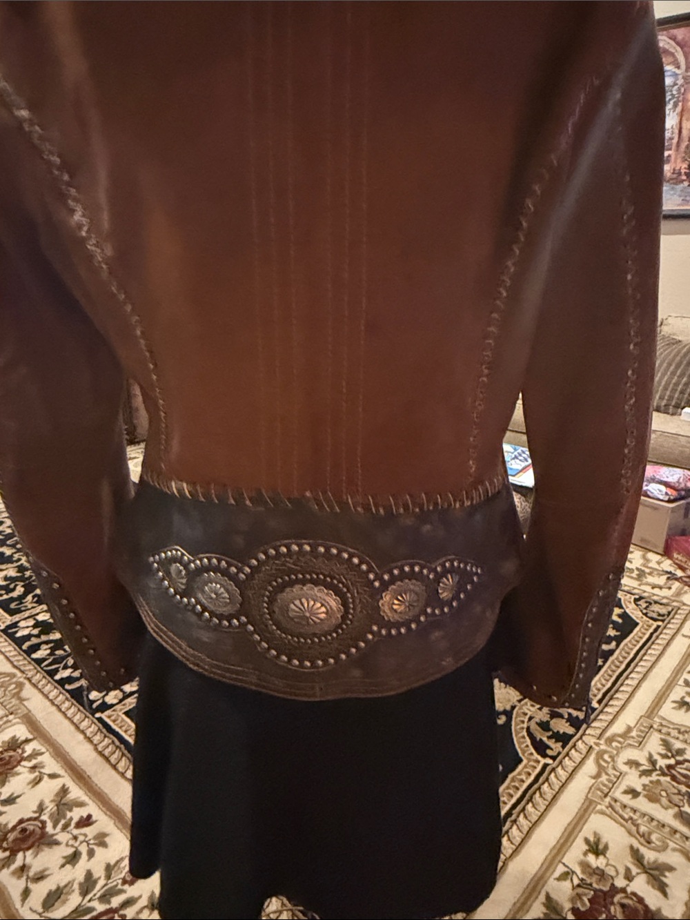 Cripple Creek Suede Western-Style Brown Jacket w/Leather Studded Trim/Concho Bck - Picture 6 of 15